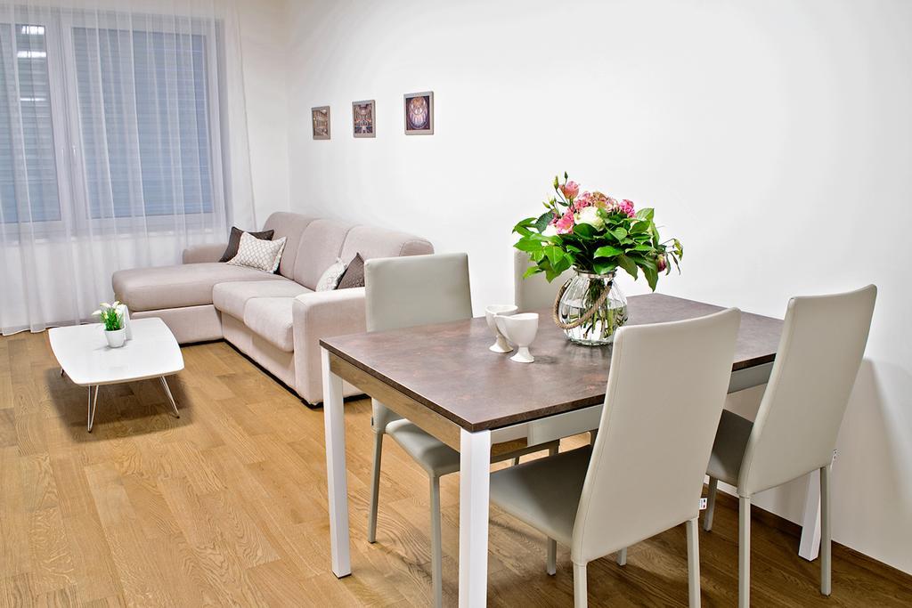 Rezidence Muzeum Apartment Prague Exterior photo