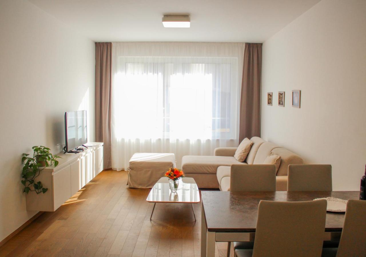 Rezidence Muzeum Apartment Prague Exterior photo